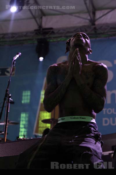 TRICKY - 2010-08-13 - PARIS - Parvis de l'Hotel de Ville - 